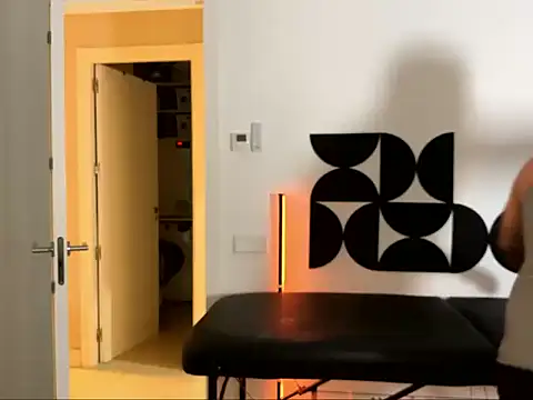 Sir box online show from 04-28-26, 08:25