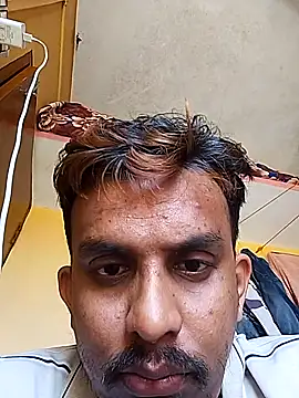 Snapshot of Nihaal17 chatting on 10-04-25, 04:32 Nihaal17 online show from 10-04-25, 04:32