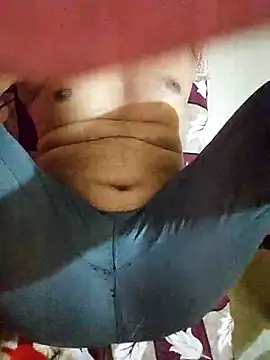 Snapshot of Nihaal17 chatting on 10-12-25, 05:23 Nihaal17 online show from 10-12-25, 05:23