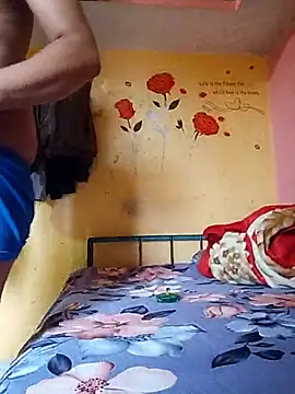 Snapshot of Nihaal17 chatting on 10-23-25, 09:30 Nihaal17 online show from 10-23-25, 09:30