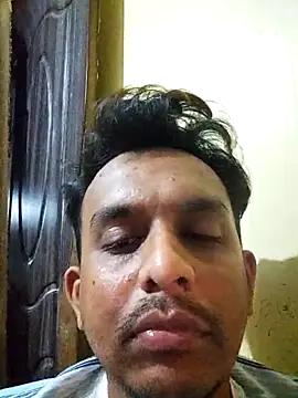 Snapshot of Nihaal17 chatting on 11-28-25, 01:14 Nihaal17 online show from 11-28-25, 01:14