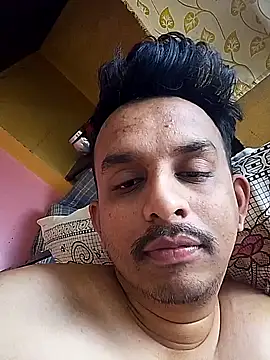 Snapshot of Nihaal17 chatting on 12-21-25, 04:52 Nihaal17 online show from 12-21-25, 04:52