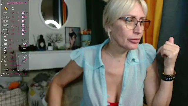 Snapshot of PamellaMurphy chatting on 07-14-26, 02:05 PamellaMurphy online show from 07-14-26, 02:05