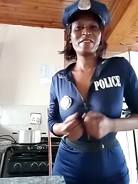 Snapshot of SexyBootie chatting on 03-25-26, 09:15 SexyBootie online show from 03-25-26, 09:15