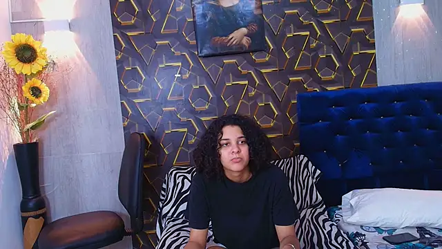 miss leidy  online show from 06-27-26, 03:11