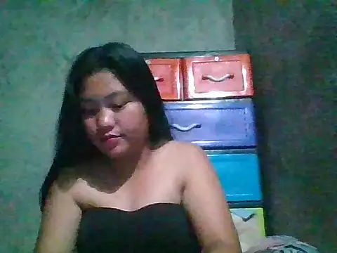 nikki zapphire online show from 04-12-26, 02:00