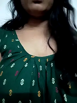 Snapshot of Hot-Jasmin chatting on 01-18-26, 02:21 Hot-Jasmin online show from 01-18-26, 02:21