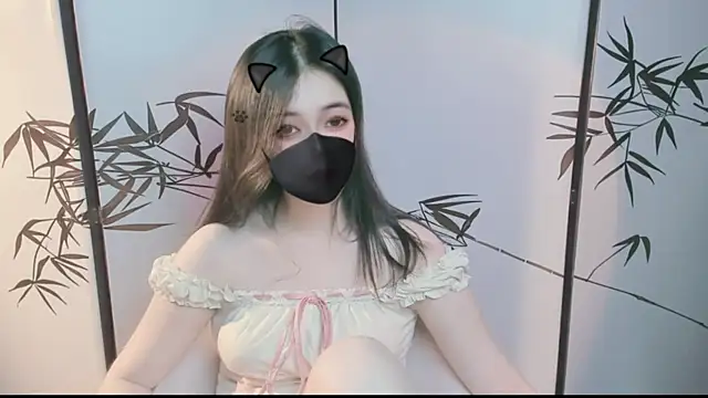 Snapshot of Sparkly_Candy chatting on 12-23-25, 12:30 Sparkly Candy online show from 12-23-25, 12:30