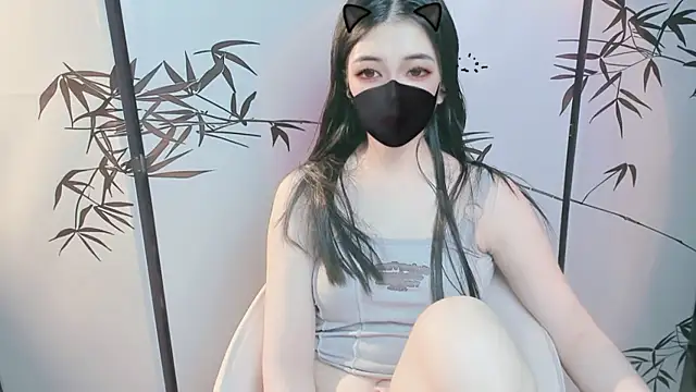 Snapshot of Sparkly_Candy chatting on 01-12-26, 05:23 Sparkly Candy online show from 01-12-26, 05:23