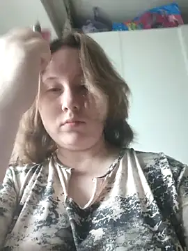 MiaKissy online show from 06-01-26, 05:31