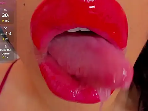Snapshot of sweet_Elizabeth chatting on 05-15-26, 12:45 sweet Elizabeth online show from 05-15-26, 12:45