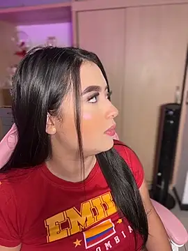 Emiily Moore1 online show from 04-14-26, 10:05