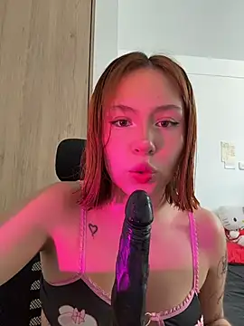 aliciia 23 online show from 04-14-26, 10:16