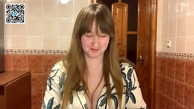 MaroonMoon  online show from 10-30-25, 08:31