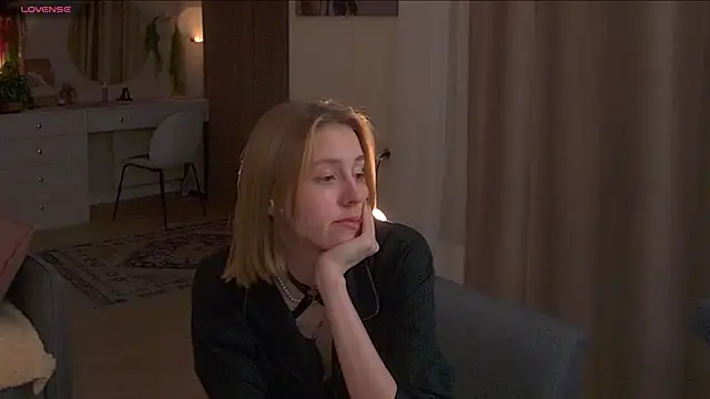 sofiapurex online show from 11-22-25, 09:14