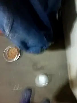 Bebicho14 online show from 04-12-26, 03:44