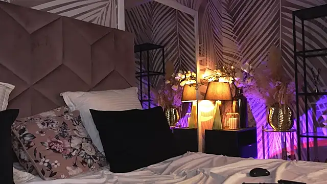 EvaRhea online show from 04-08-26, 02:55