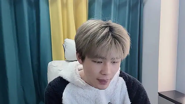 xiaoyang5200 online show from 03-09-26, 03:05