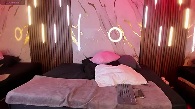 Snapshot of VictoriaDuart chatting on 11-05-25, 09:04 VictoriaDuart online show from 11-05-25, 09:04