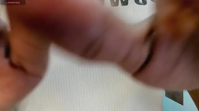 Snapshot of VictoriaDuart chatting on 02-08-26, 08:01 VictoriaDuart online show from 02-08-26, 08:01