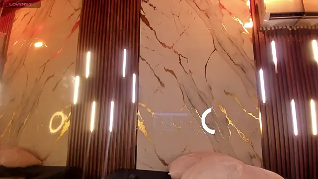 Snapshot of VictoriaDuart chatting on 03-18-26, 08:12 VictoriaDuart online show from 03-18-26, 08:12