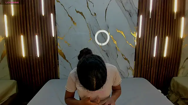 Snapshot of VictoriaDuart chatting on 03-23-26, 08:46 VictoriaDuart online show from 03-23-26, 08:46