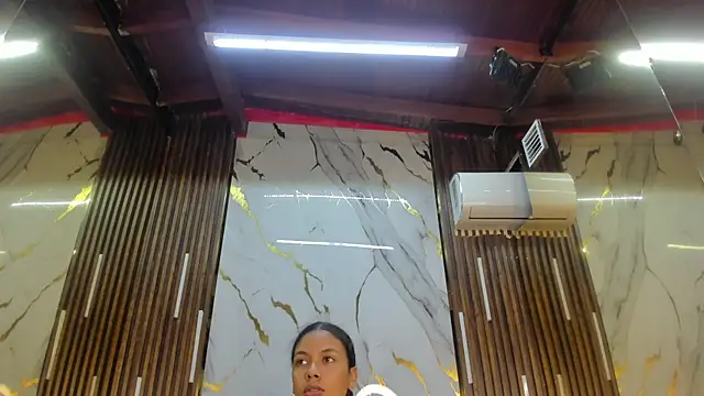 Snapshot of VictoriaDuart chatting on 03-29-26, 09:04 VictoriaDuart online show from 03-29-26, 09:04