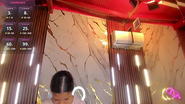 Snapshot of VictoriaDuart chatting on 04-09-26, 08:25 VictoriaDuart online show from 04-09-26, 08:25