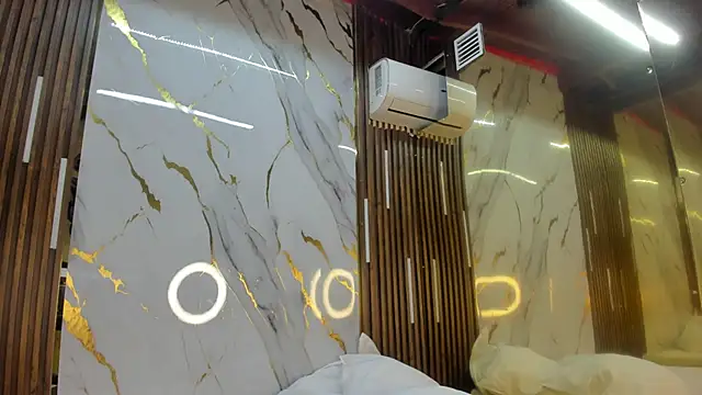 Snapshot of VictoriaDuart chatting on 04-10-26, 08:24 VictoriaDuart online show from 04-10-26, 08:24