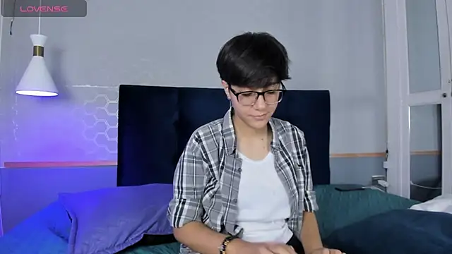 Tsuki Maru online show from 09-30-25, 12:43