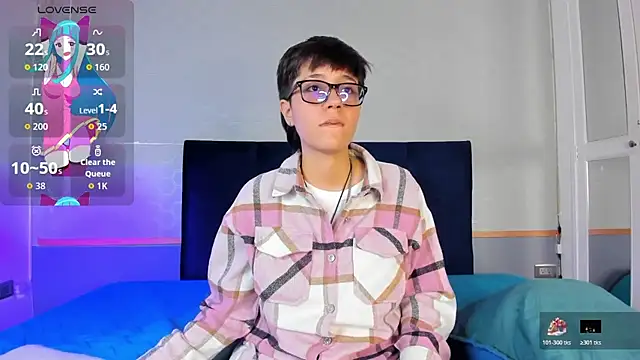 Tsuki Maru online show from 11-21-25, 08:07