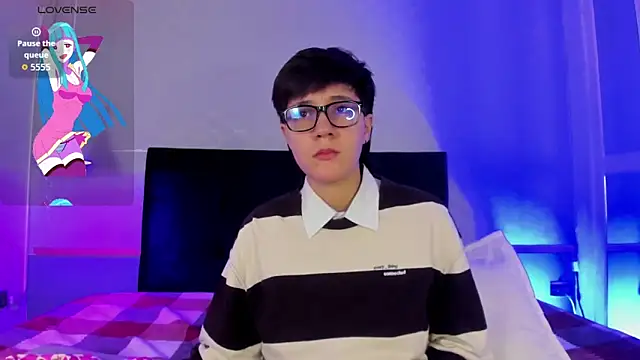 Tsuki Maru online show from 12-19-25, 03:46