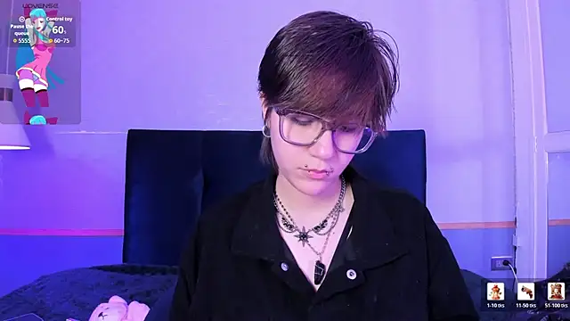 Tsuki Maru online show from 02-25-26, 10:19