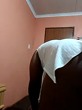 Gyminae online show from 04-17-26, 06:44