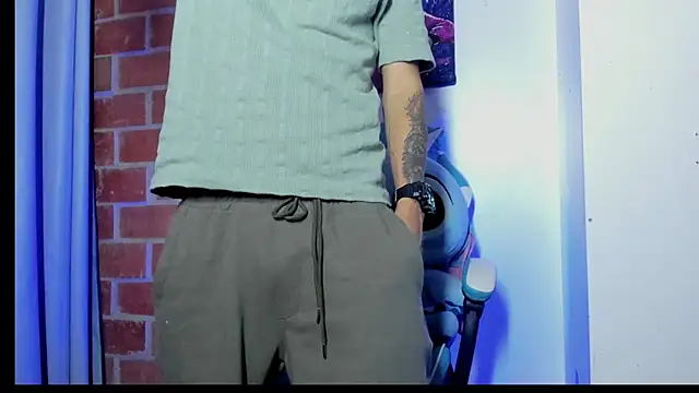 anaximandro hot online show from 04-04-26, 03:49