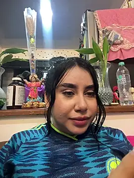 Snapshot of Sophie_Dreamss chatting on 07-04-26, 12:39 Sophie Dreamss online show from 07-04-26, 12:39