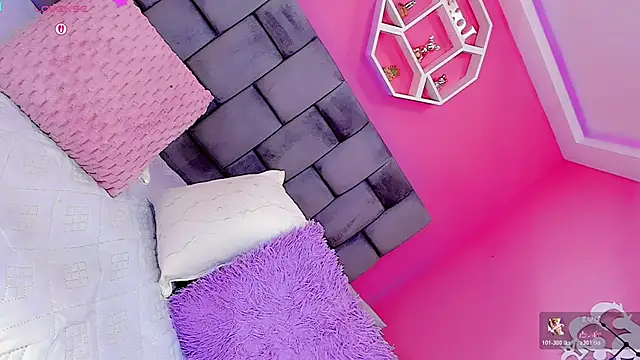 Nauthy girl online show from 02-28-26, 01:01