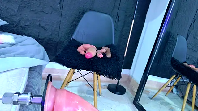 LizzyOlsen online show from 05-27-26, 05:26