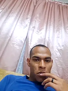 Snapshot of LuciousLyon chatting on 03-04-26, 06:36 LuciousLyon online show from 03-04-26, 06:36