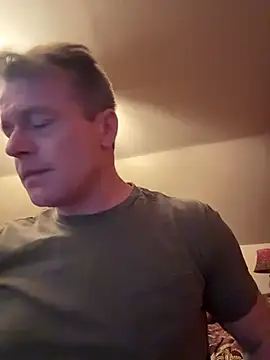 Snapshot of DILFiGuess11 chatting on 02-07-26, 10:19 DILFiGuess11 online show from 02-07-26, 10:19