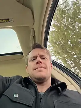 Snapshot of DILFiGuess11 chatting on 03-18-26, 03:15 DILFiGuess11 online show from 03-18-26, 03:15