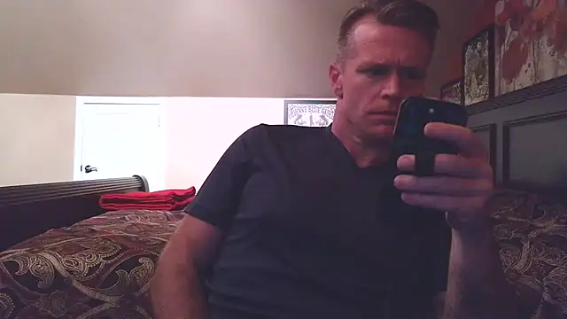 DILFiGuess11 online show from 06-25-26, 04:23