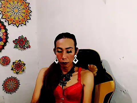 Snapshot of xx9inchesCOCKxx chatting on 10-30-25, 12:01 xx9inchesCOCKxx online show from 10-30-25, 12:01