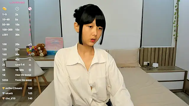 gabby little online show from 05-22-26, 01:39