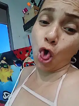 Snapshot of Amanda39 chatting on 06-19-26, 11:41 Amanda39 online show from 06-19-26, 11:41