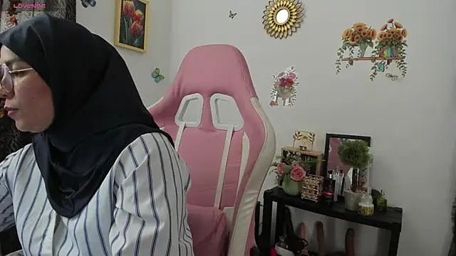 dalila kemur online show from 06-12-26, 03:33