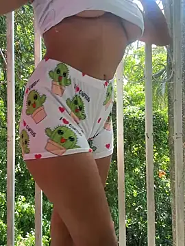 Yuli arabic online show from 03-15-26, 02:12