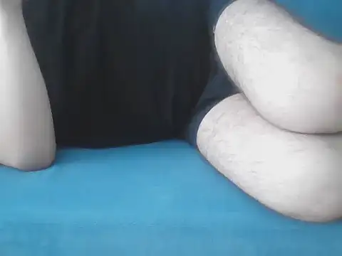 Snapshot of modelboy01 chatting on 09-12-25, 12:05 modelboy01 online show from 09-12-25, 12:05