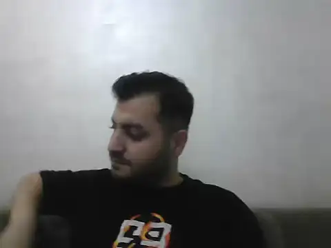 Snapshot of modelboy01 chatting on 10-25-25, 06:24 modelboy01 online show from 10-25-25, 06:24