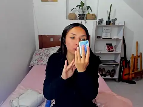 megan doll2123 online show from 12-17-25, 05:30